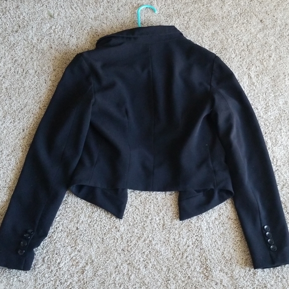 Blazer - Picture 2 of 2